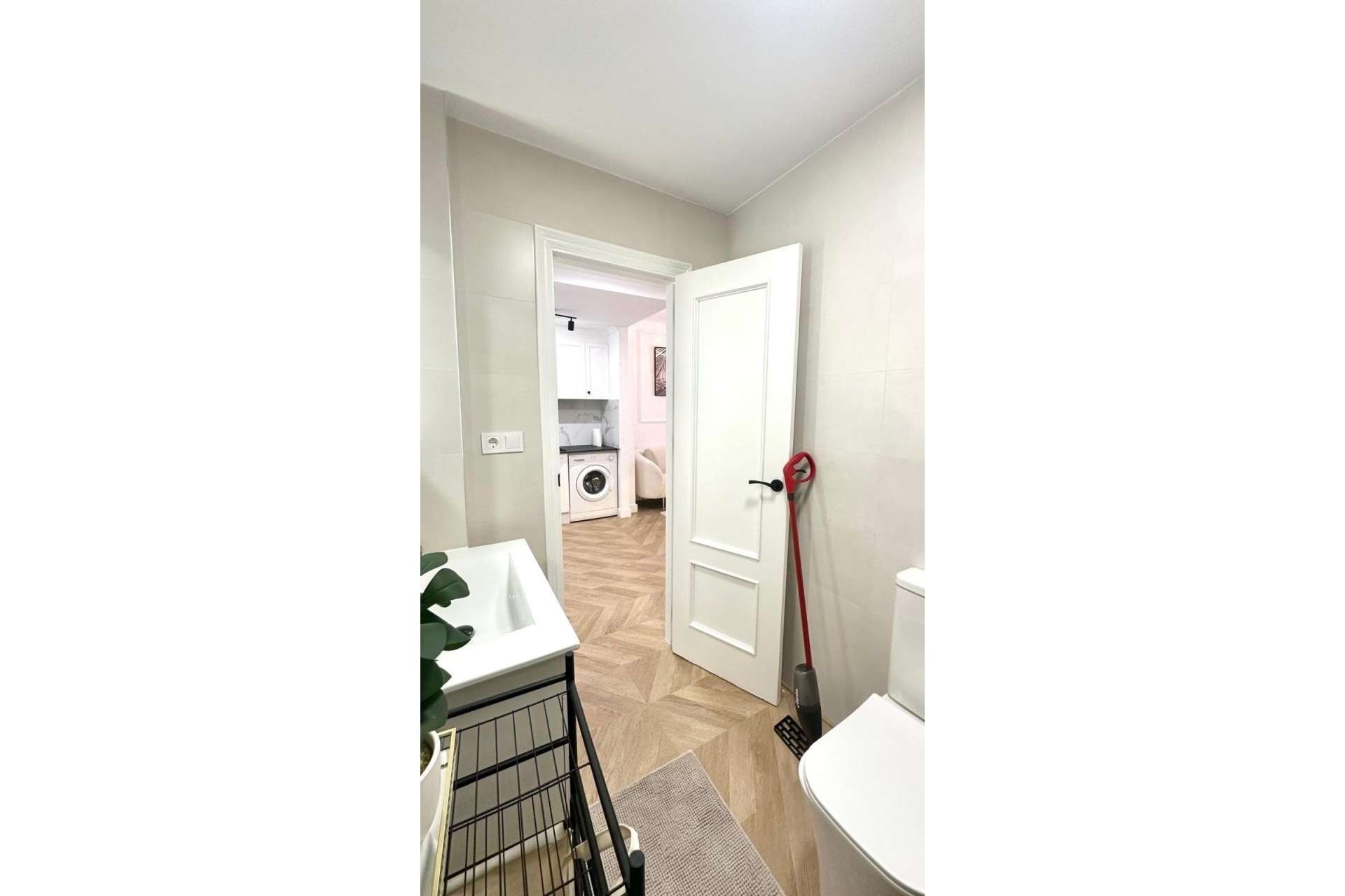 Resale - Wohnung / Appartement -
Torrevieja - Center