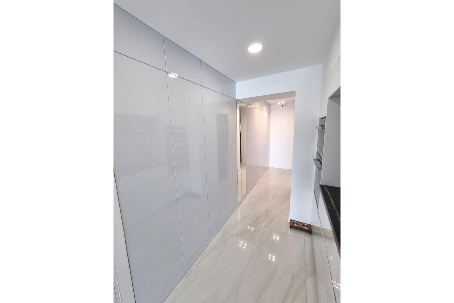 Resale - Wohnung / Appartement -
Torrevieja - Center