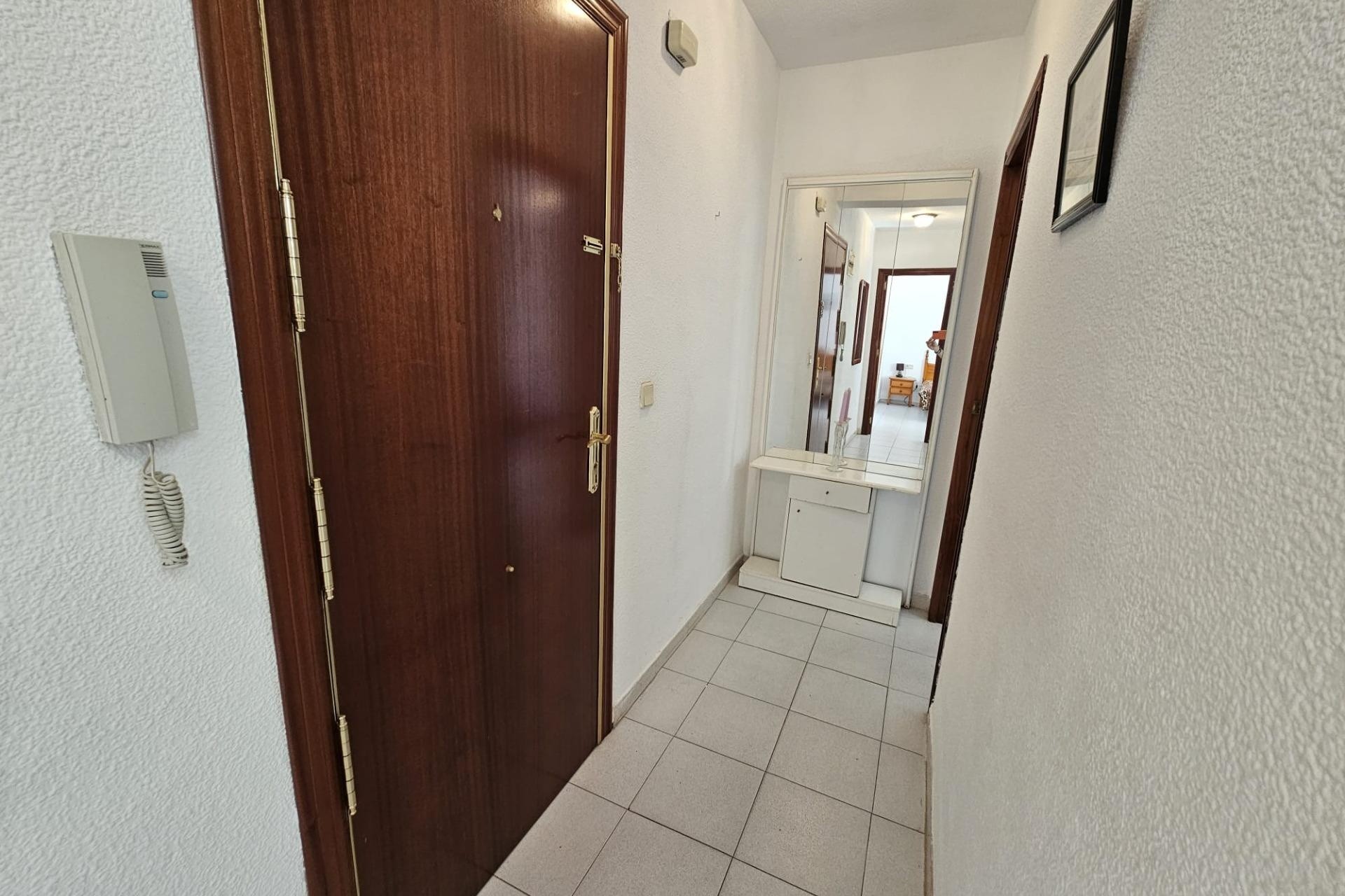 Resale - Wohnung / Appartement -
Torrevieja - Center