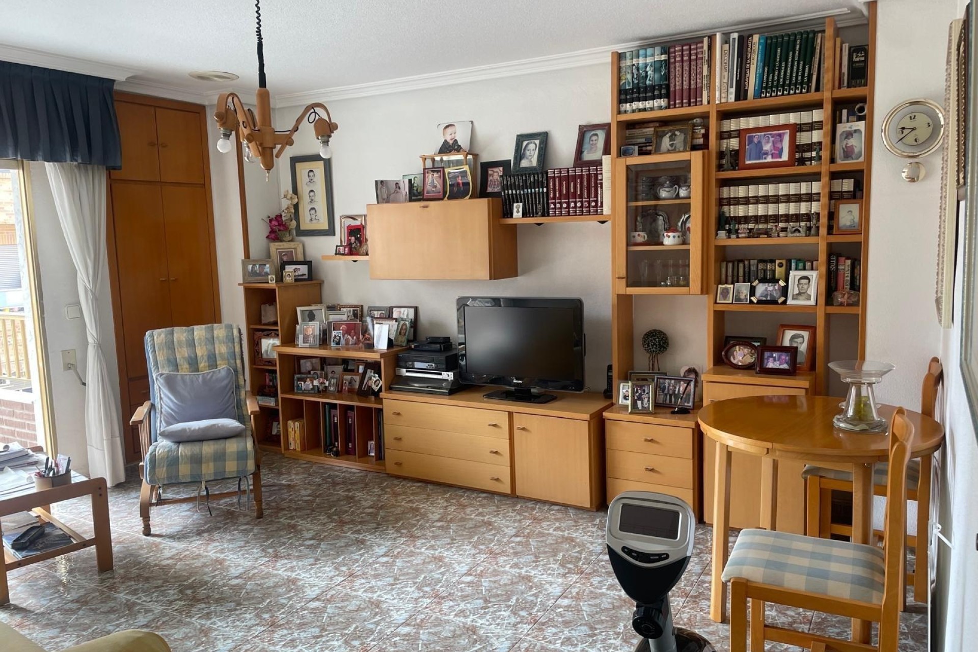 Resale - Wohnung / Appartement -
Torrevieja - Center