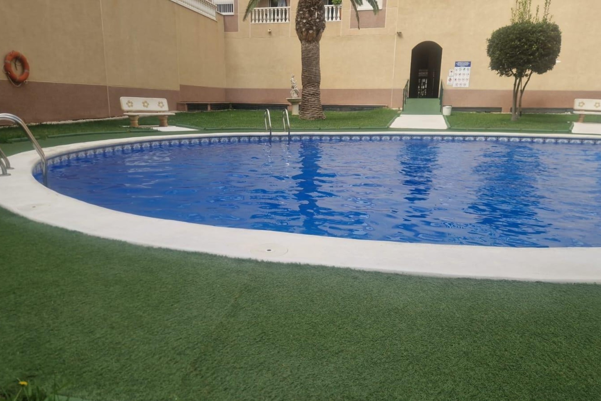 Resale - Wohnung / Appartement -
Torrevieja - Center