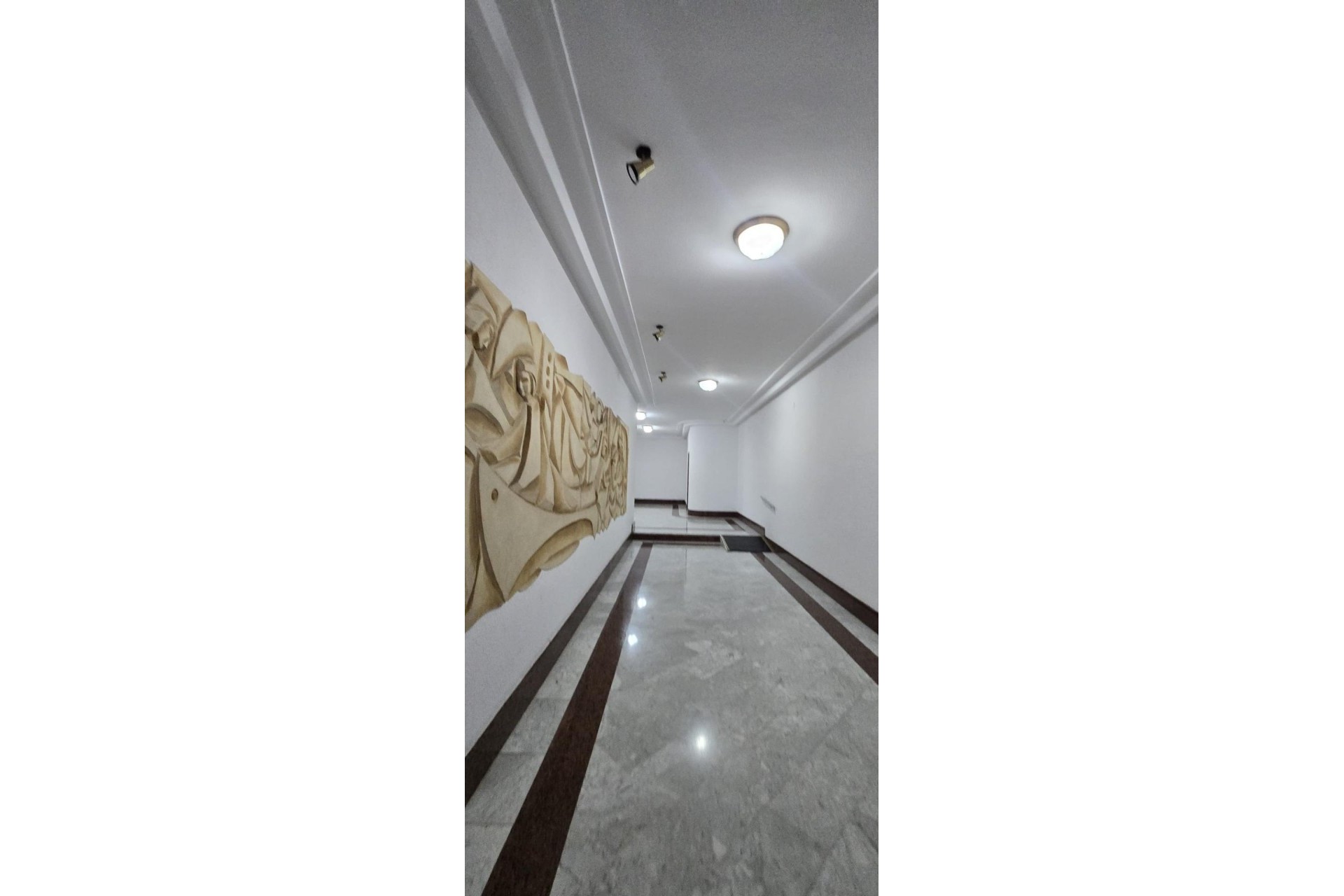 Resale - Wohnung / Appartement -
Torrevieja - Center
