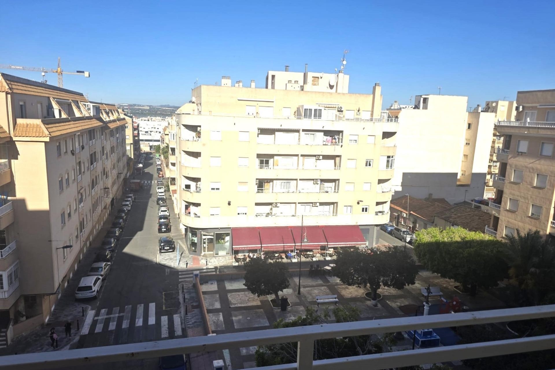 Resale - Wohnung / Appartement -
Torrevieja - Center