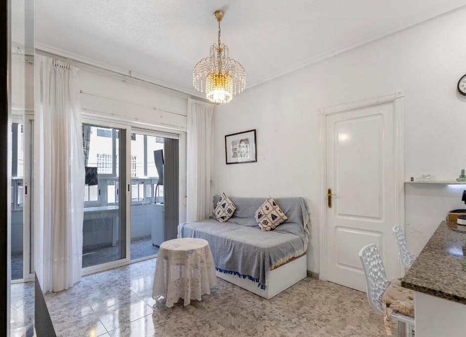 Resale - Wohnung Appartement -
Torrevieja - Centro - Muelle Pesquero