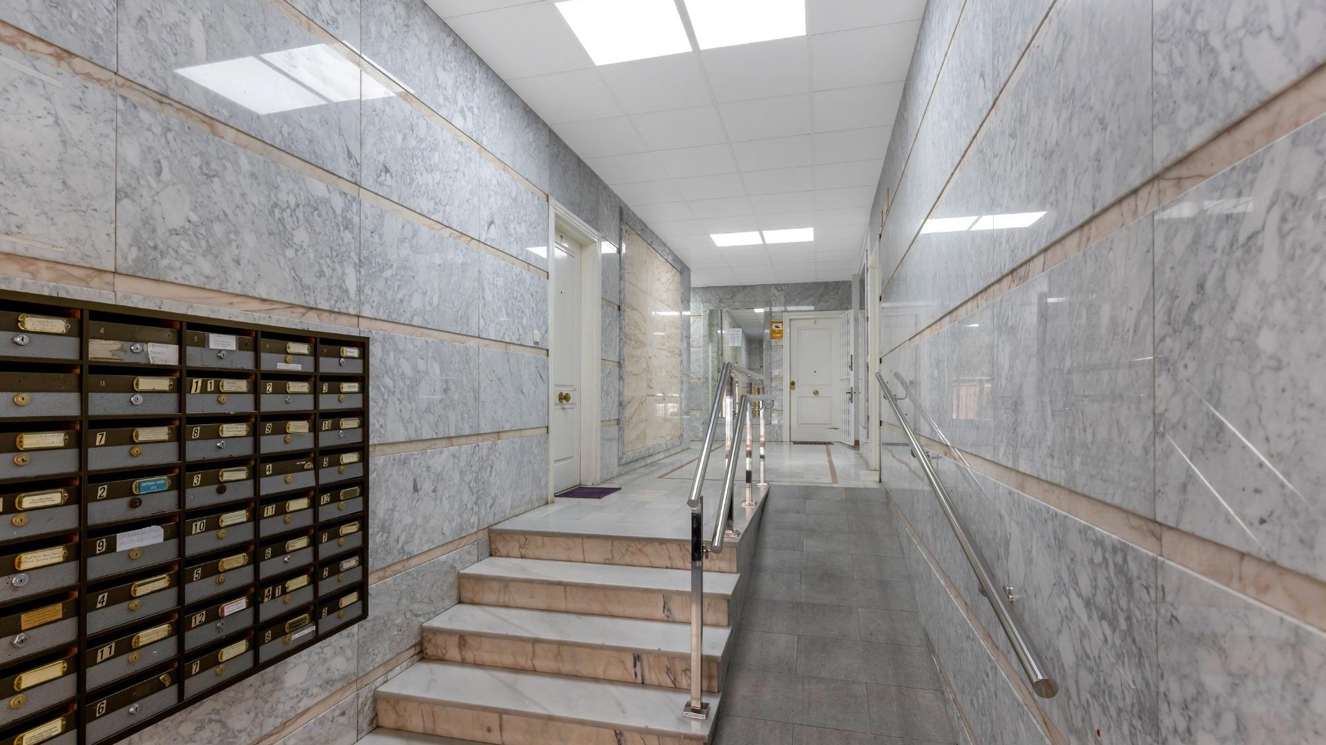 Resale - Wohnung Appartement -
Torrevieja - Centro - Muelle Pesquero