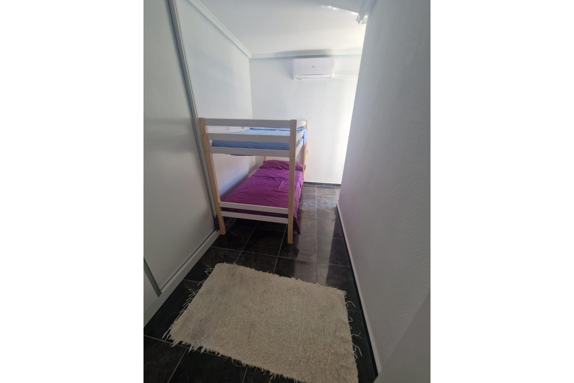 Resale - Wohnung / Appartement -
Torrevieja - Centro - Muelle Pesquero
