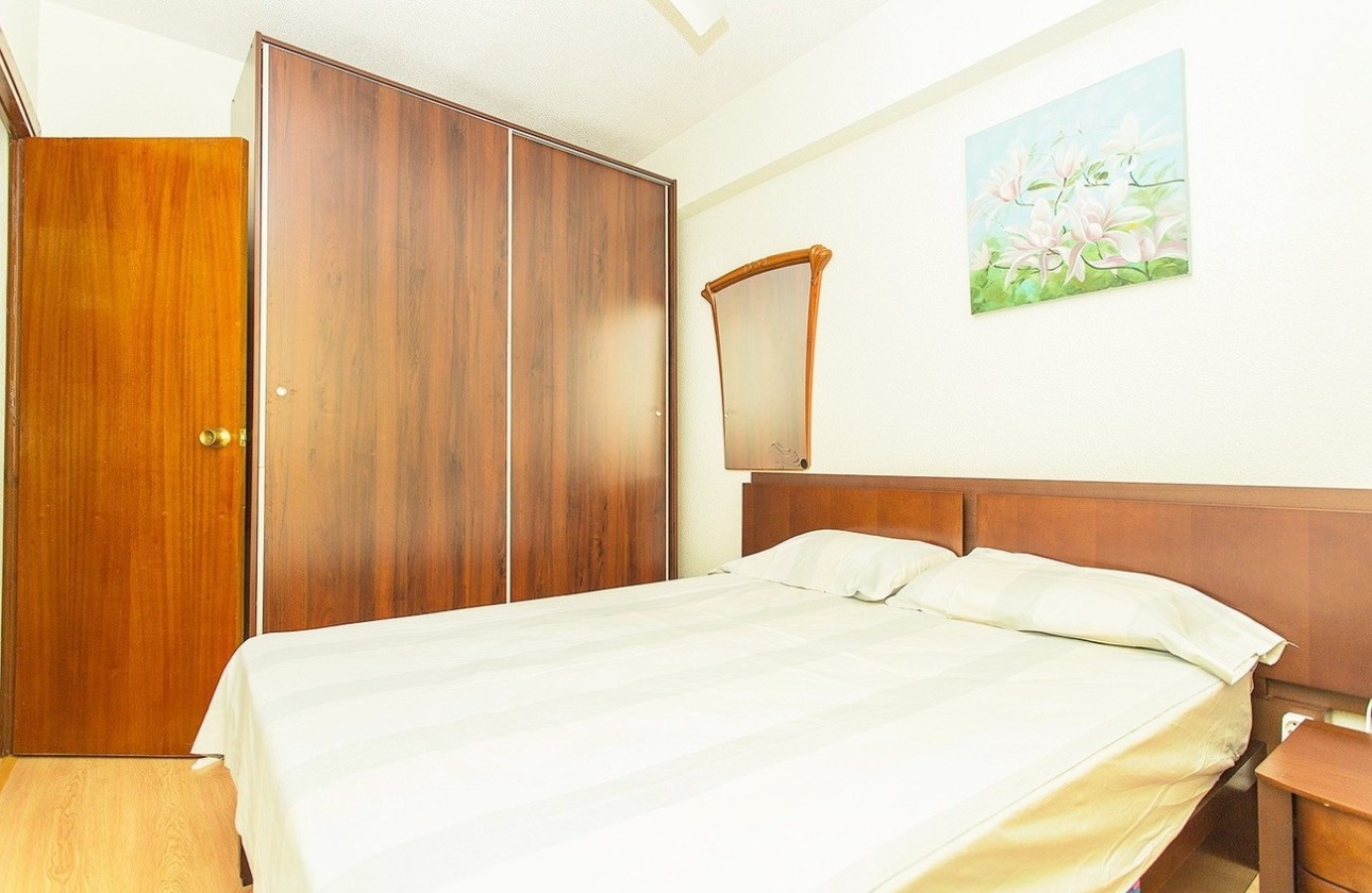 Resale - Wohnung / Appartement -
Torrevieja - Centro-Muelle Pesquero