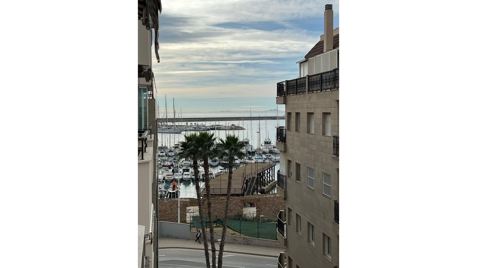 Resale - Wohnung Appartement -
Torrevieja - Centro - Muelle Pesquero