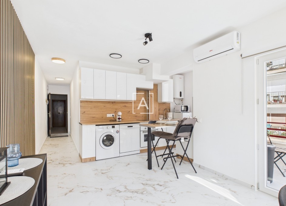 Resale - Wohnung Appartement -
Torrevieja - Centro Torrevieja