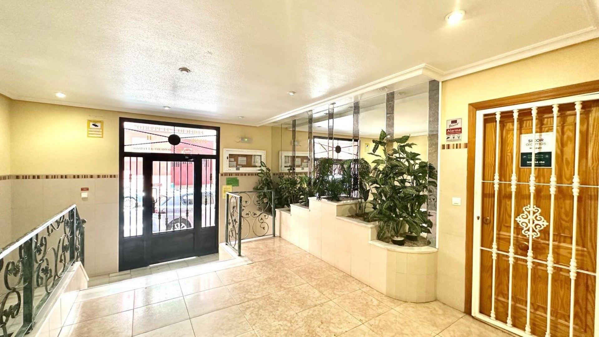 Resale - Wohnung Appartement -
Torrevieja - Centro