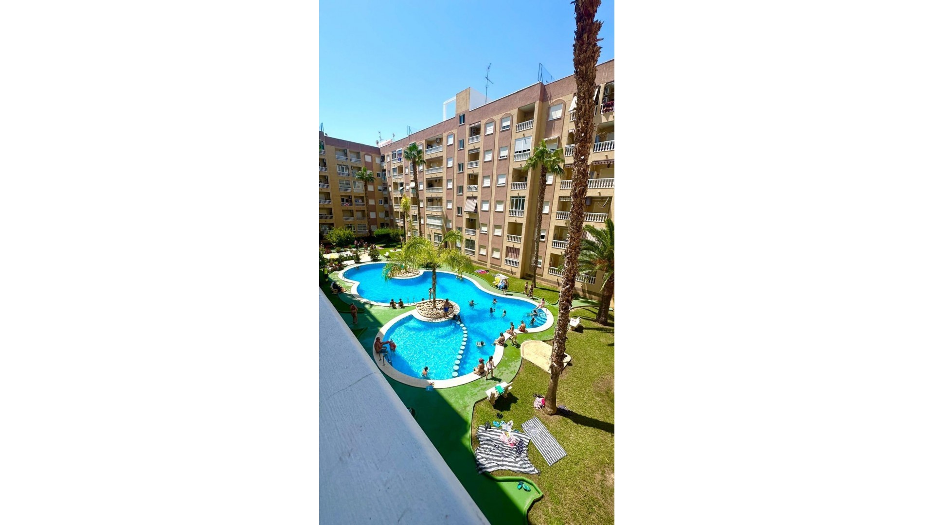 Resale - Wohnung Appartement -
Torrevieja - Centro