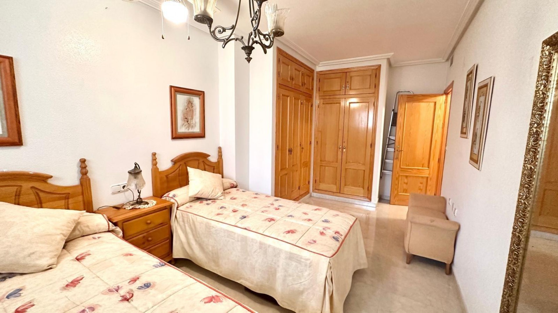 Resale - Wohnung Appartement -
Torrevieja - Centro