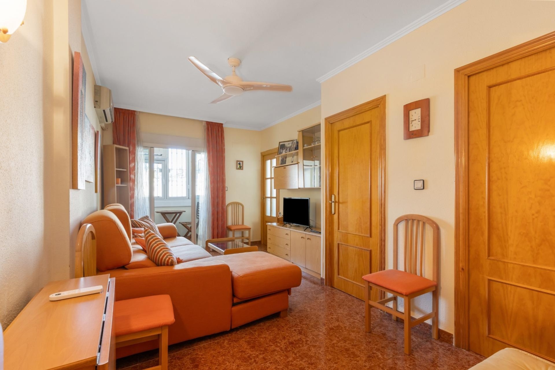 Resale - Wohnung Appartement -
Torrevieja - Centro