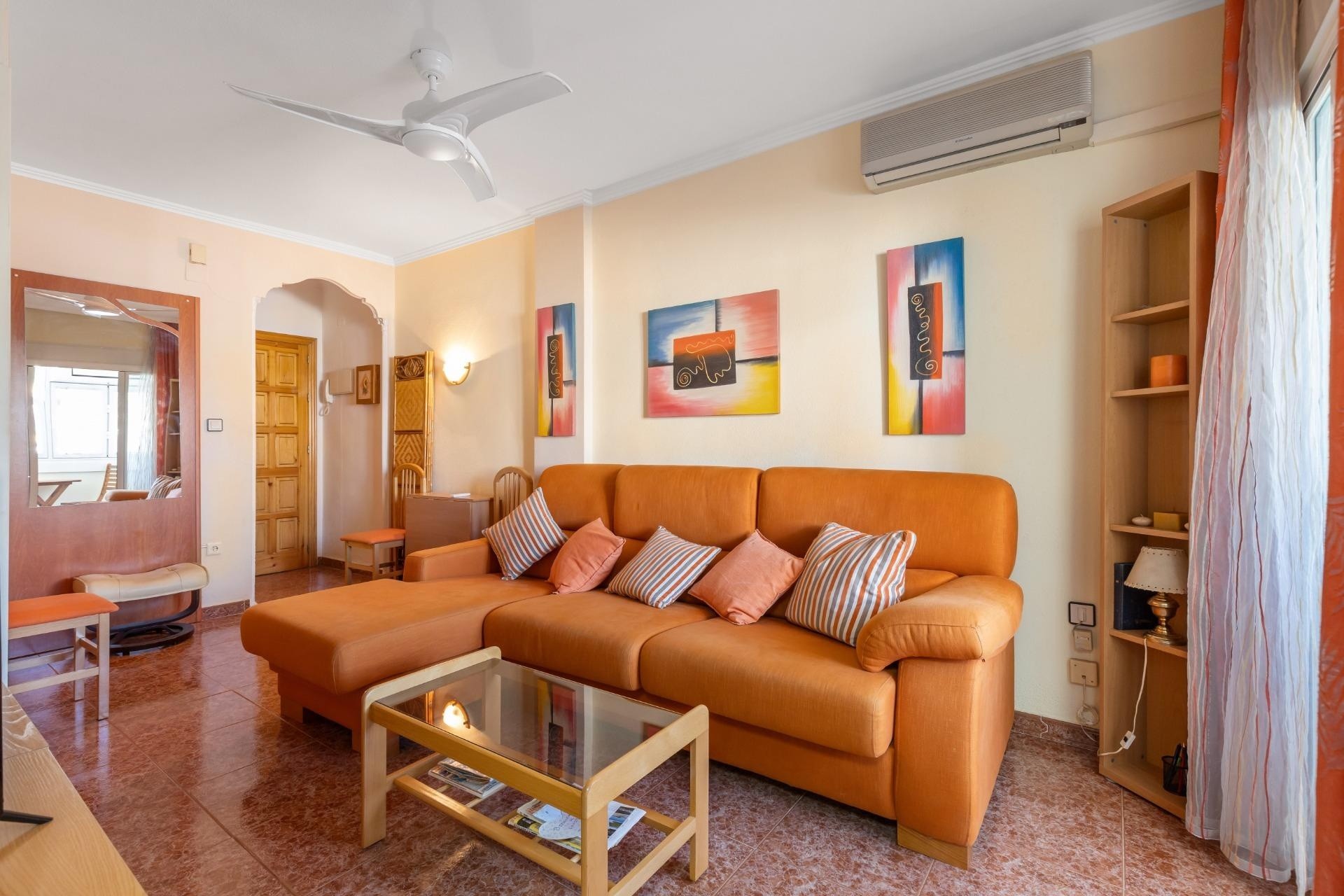 Resale - Wohnung Appartement -
Torrevieja - Centro