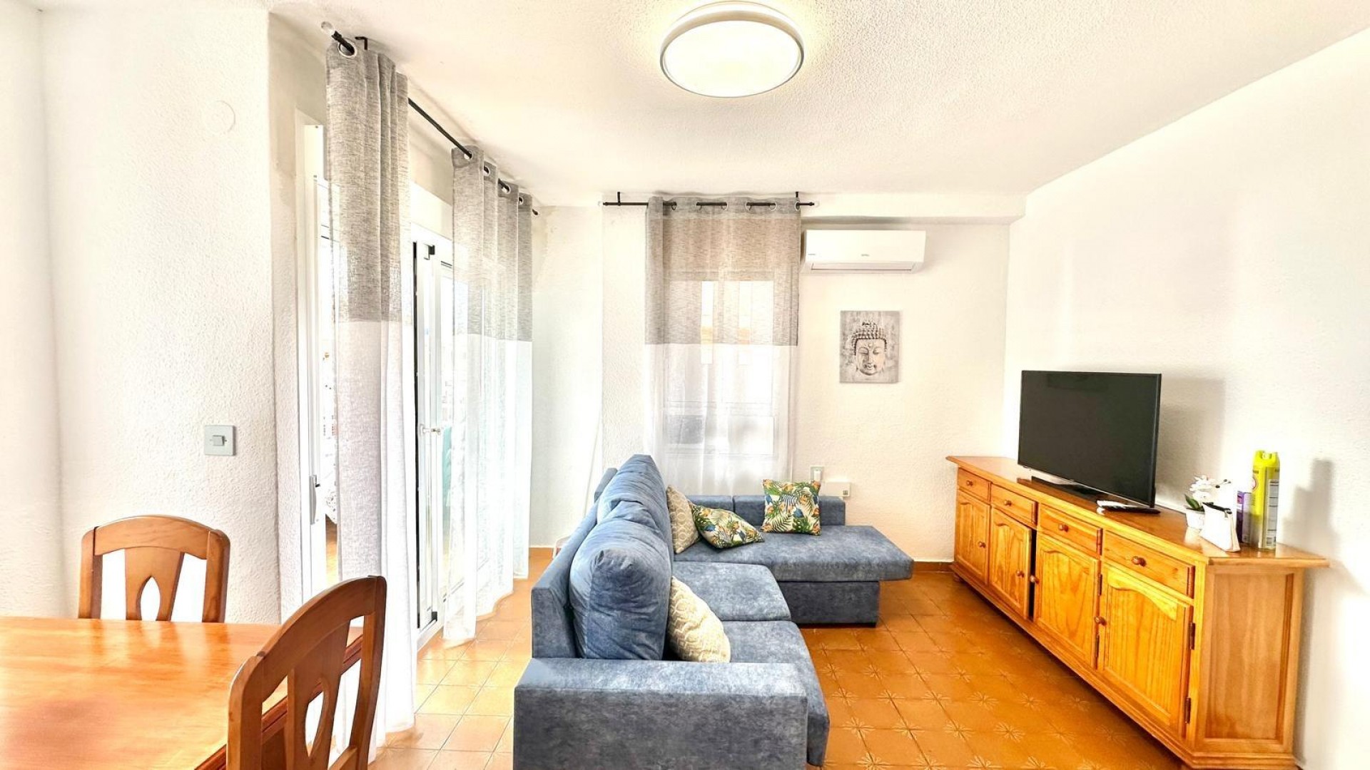 Resale - Wohnung Appartement -
Torrevieja - Centro