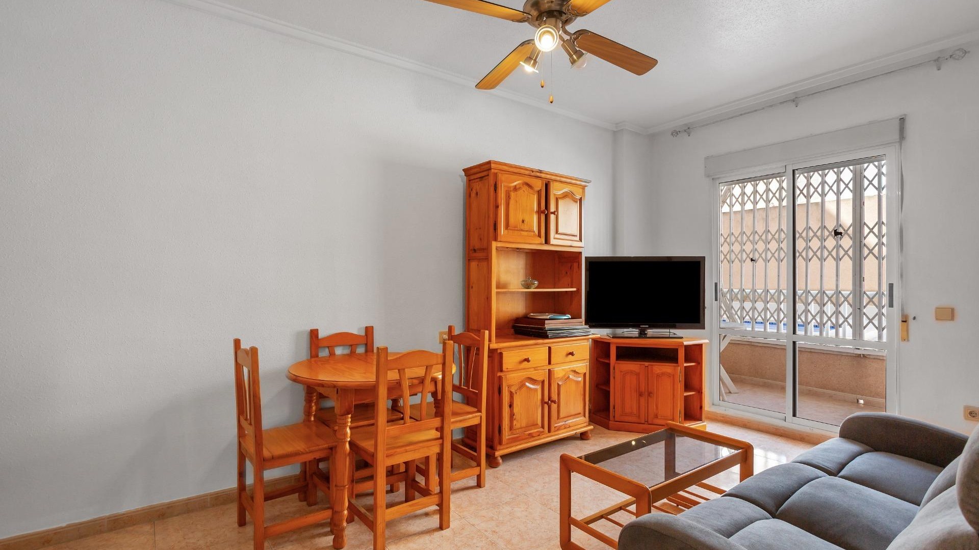 Resale - Wohnung Appartement -
Torrevieja - Centro