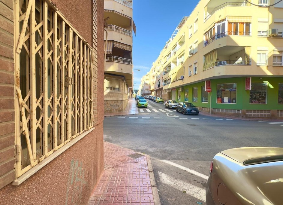 Resale - Wohnung Appartement -
Torrevieja - Centro