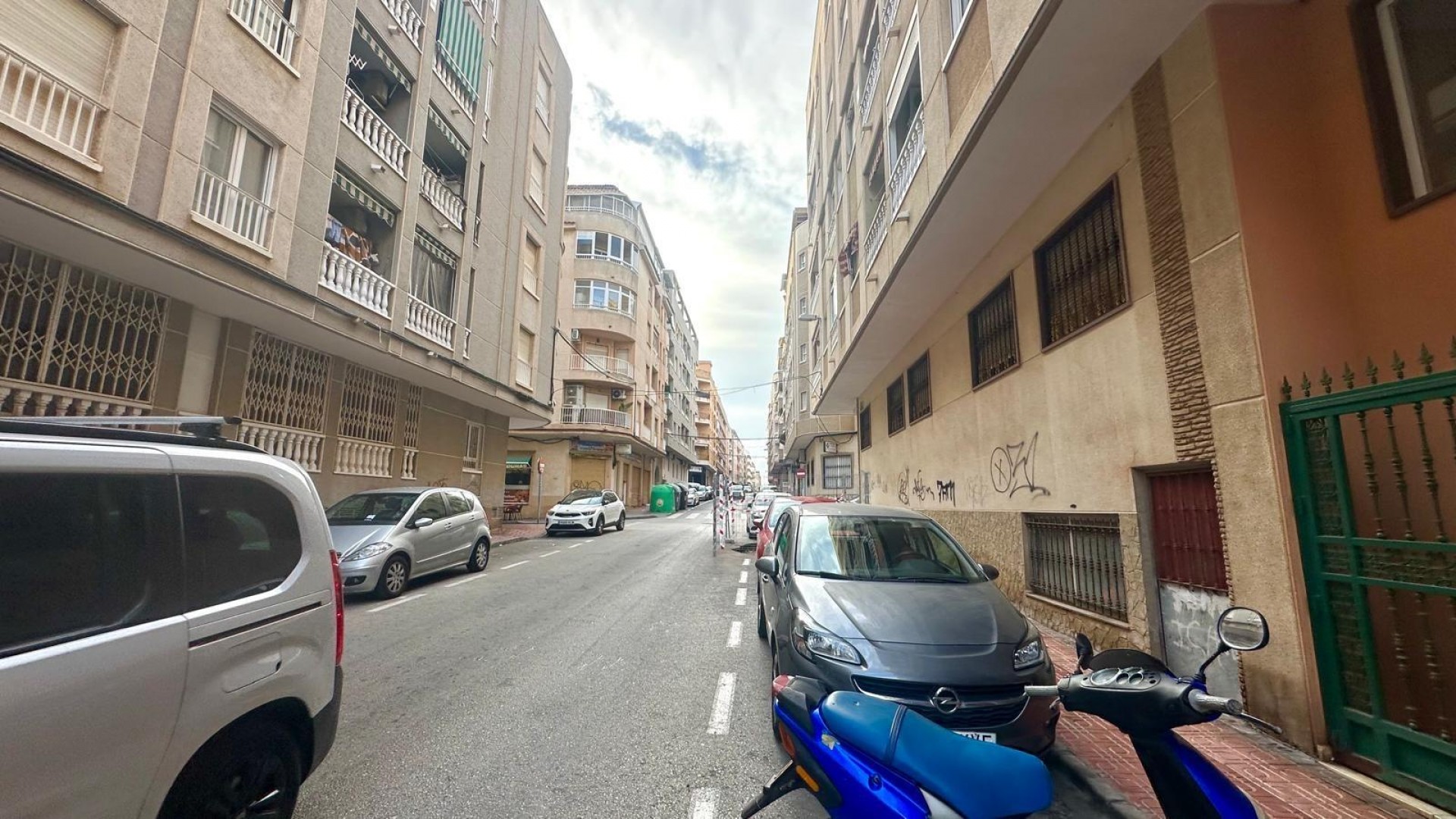 Resale - Wohnung Appartement -
Torrevieja - Centro