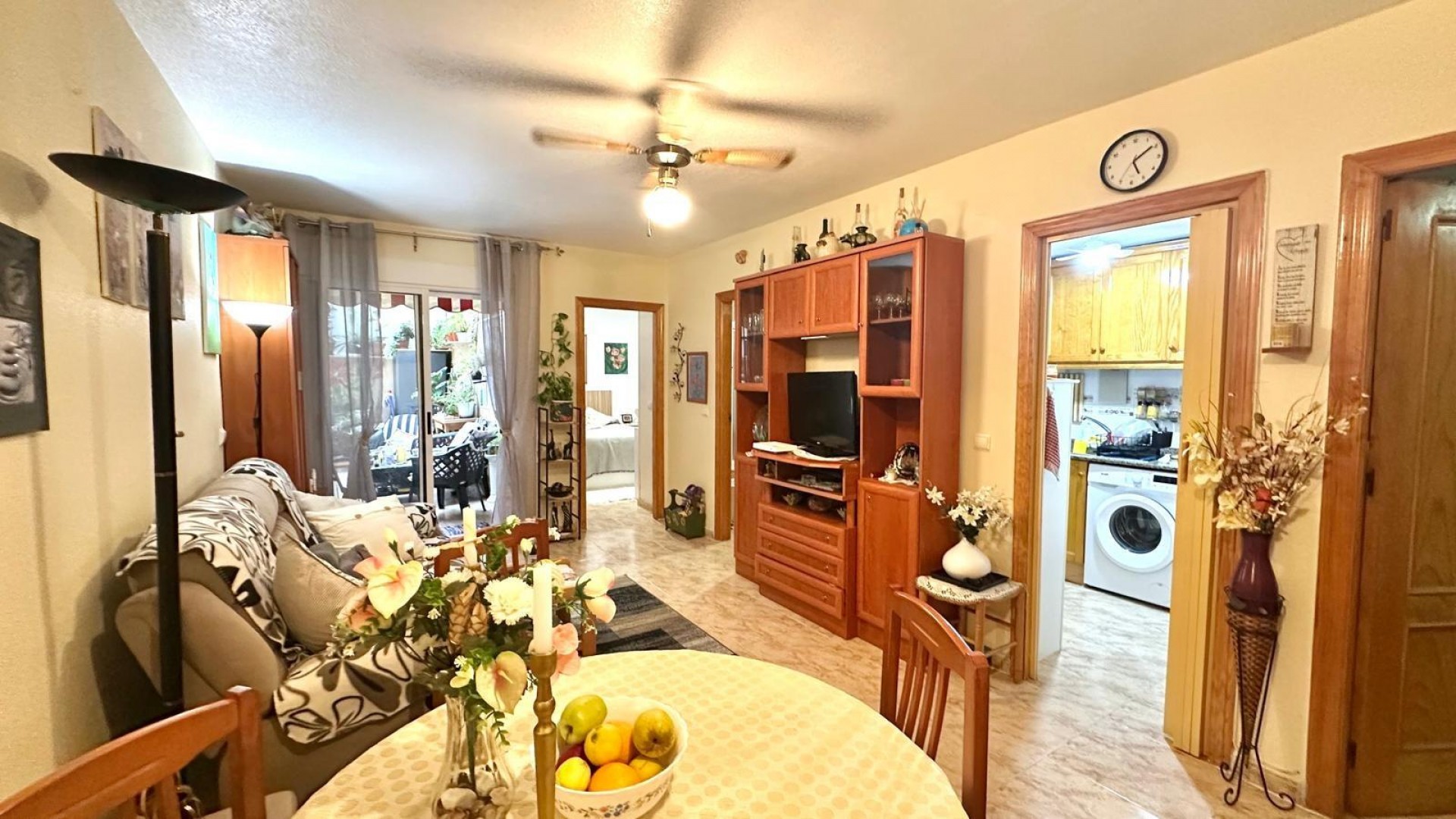 Resale - Wohnung Appartement -
Torrevieja - Centro