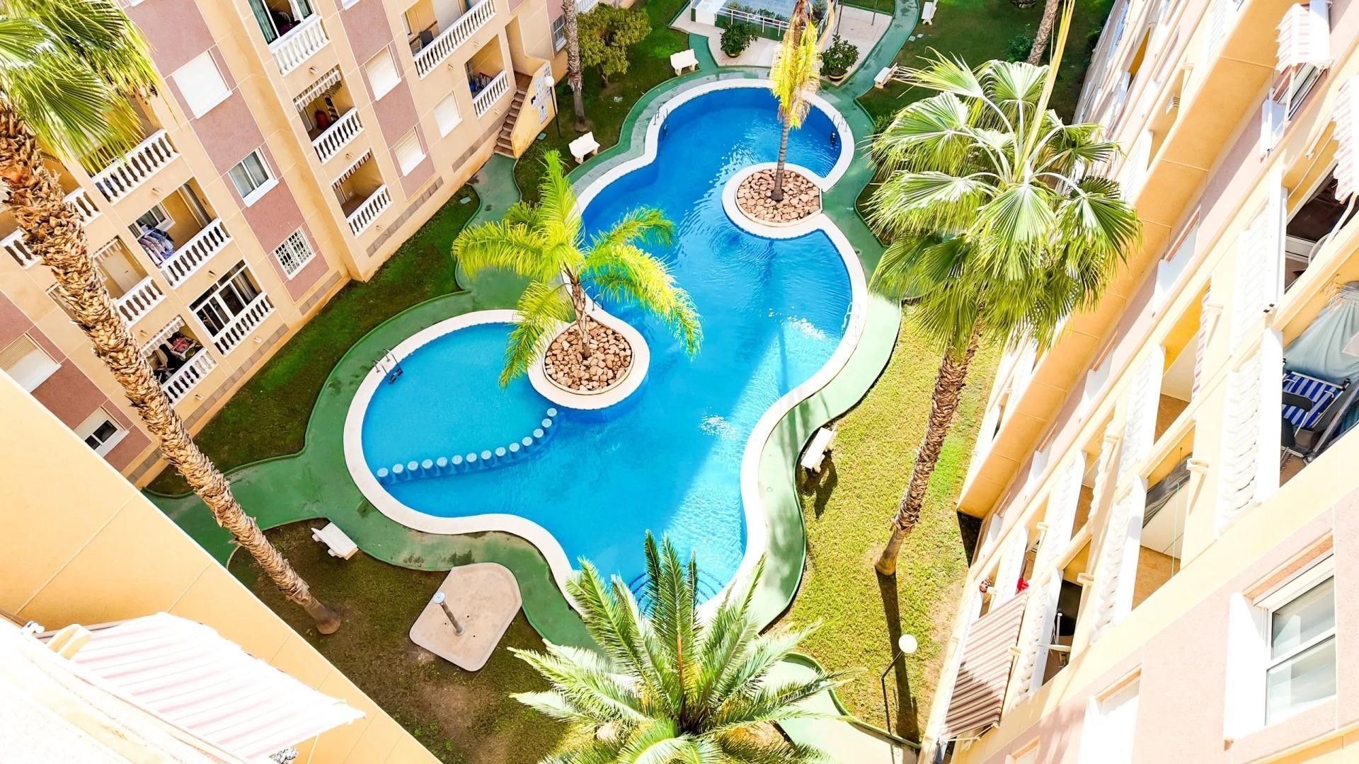 Resale - Wohnung Appartement -
Torrevieja - Centro