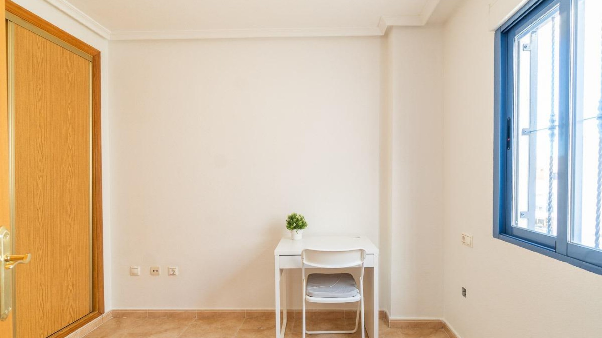 Resale - Wohnung Appartement -
Torrevieja - Centro