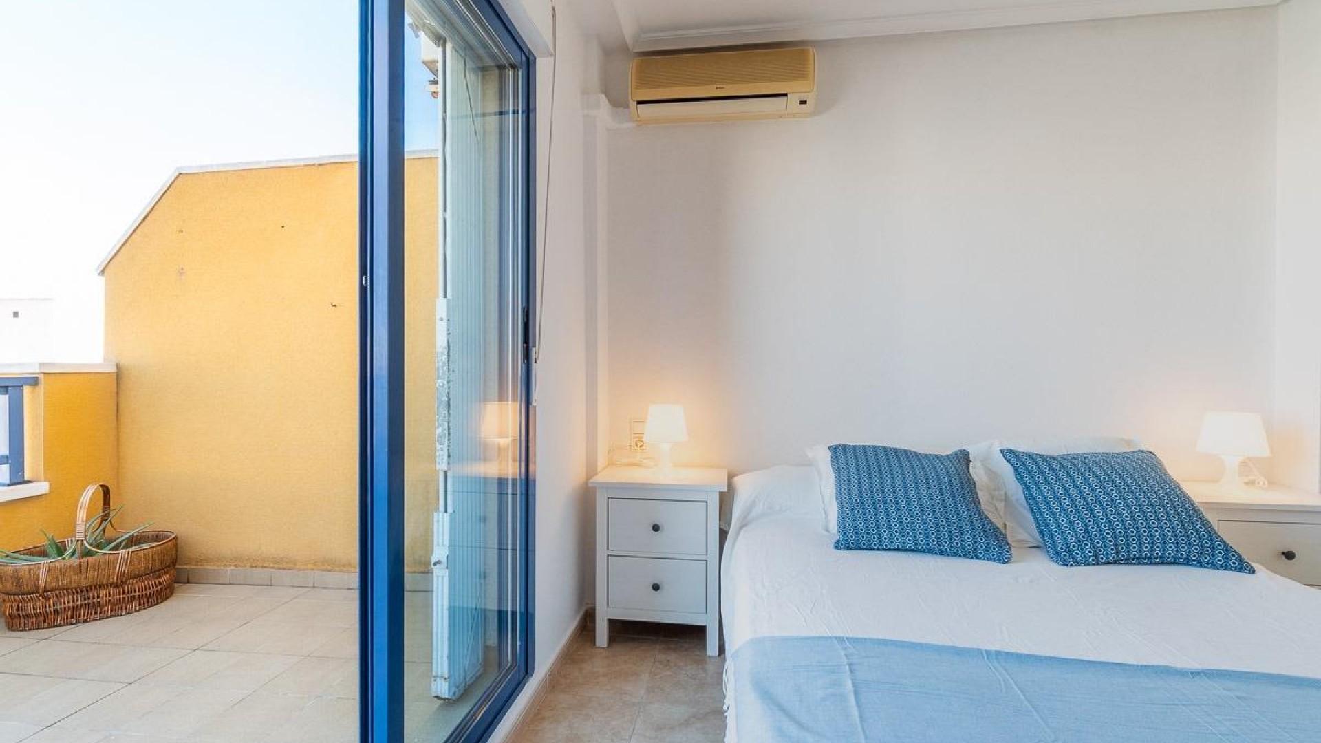 Resale - Wohnung Appartement -
Torrevieja - Centro
