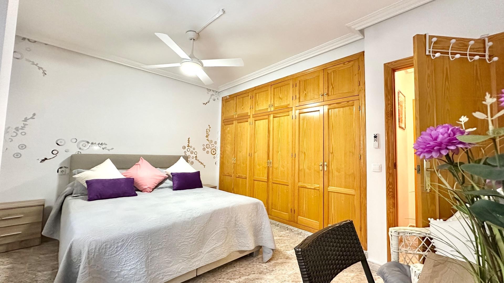 Resale - Wohnung Appartement -
Torrevieja - Centro