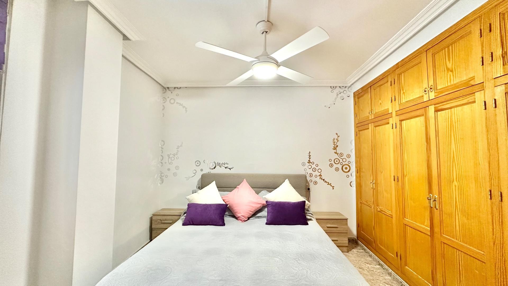 Resale - Wohnung Appartement -
Torrevieja - Centro