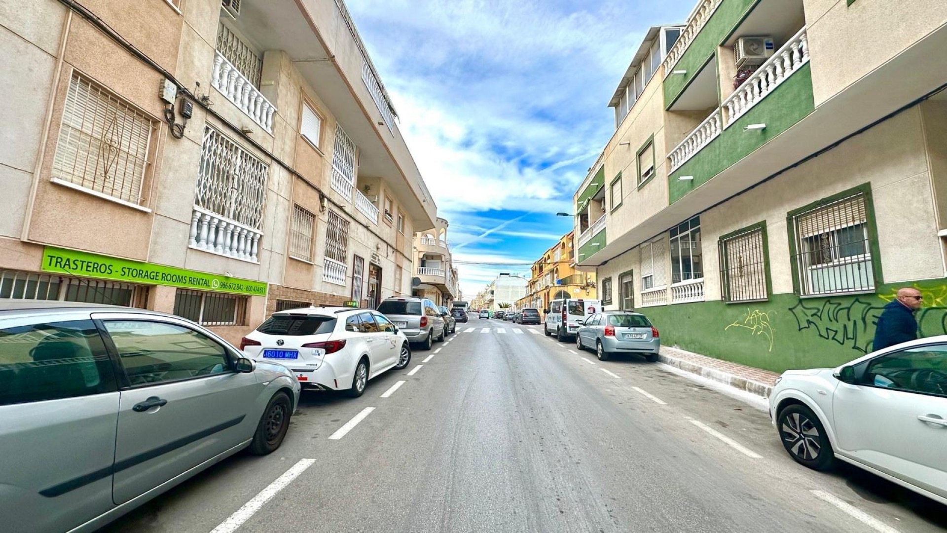 Resale - Wohnung Appartement -
Torrevieja - Centro