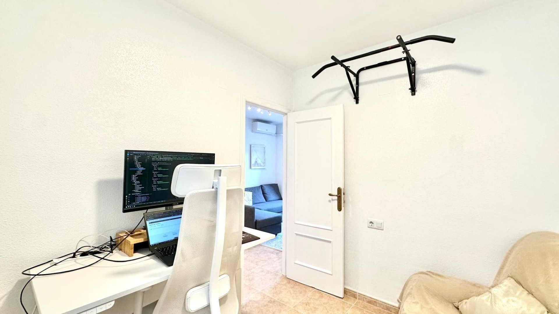 Resale - Wohnung Appartement -
Torrevieja - Centro