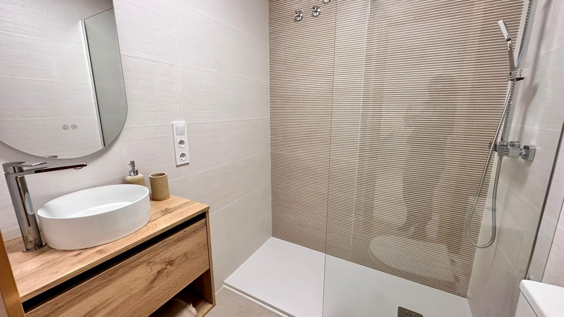 Resale - Wohnung Appartement -
Torrevieja - Centro