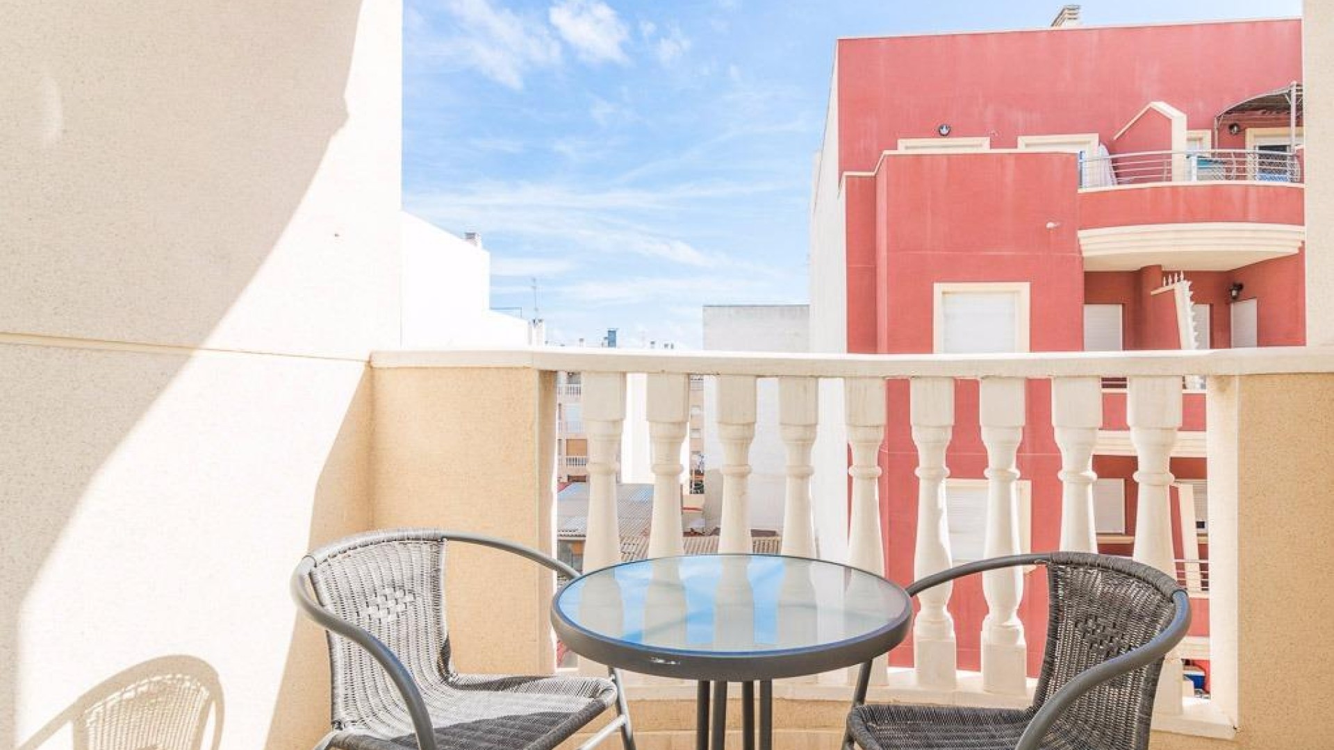 Resale - Wohnung Appartement -
Torrevieja - Centro