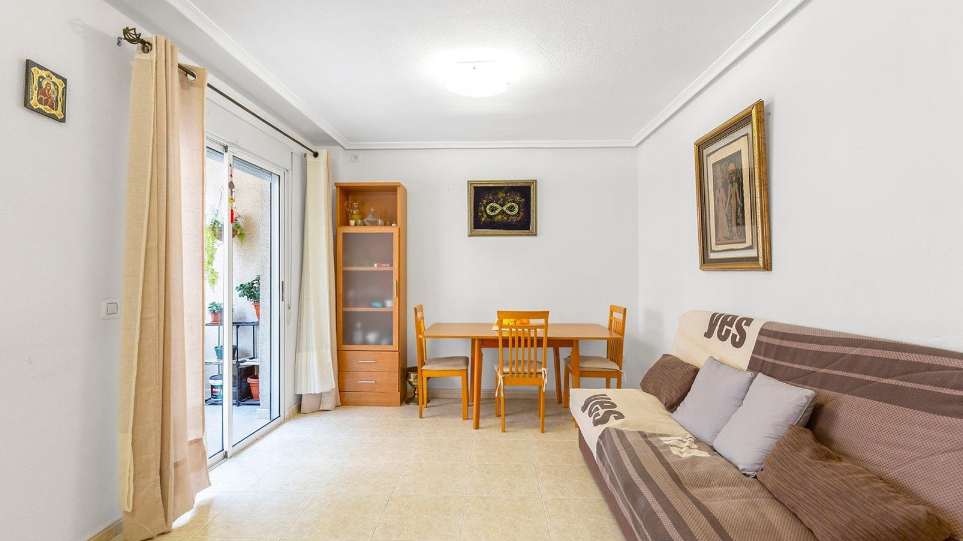Resale - Wohnung Appartement -
Torrevieja - Centro