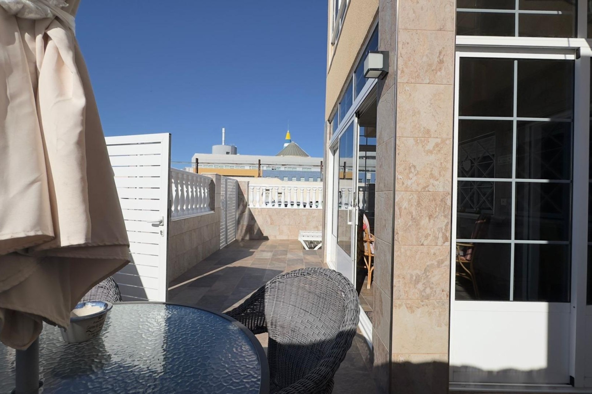 Resale - Wohnung / Appartement -
Torrevieja - Centro