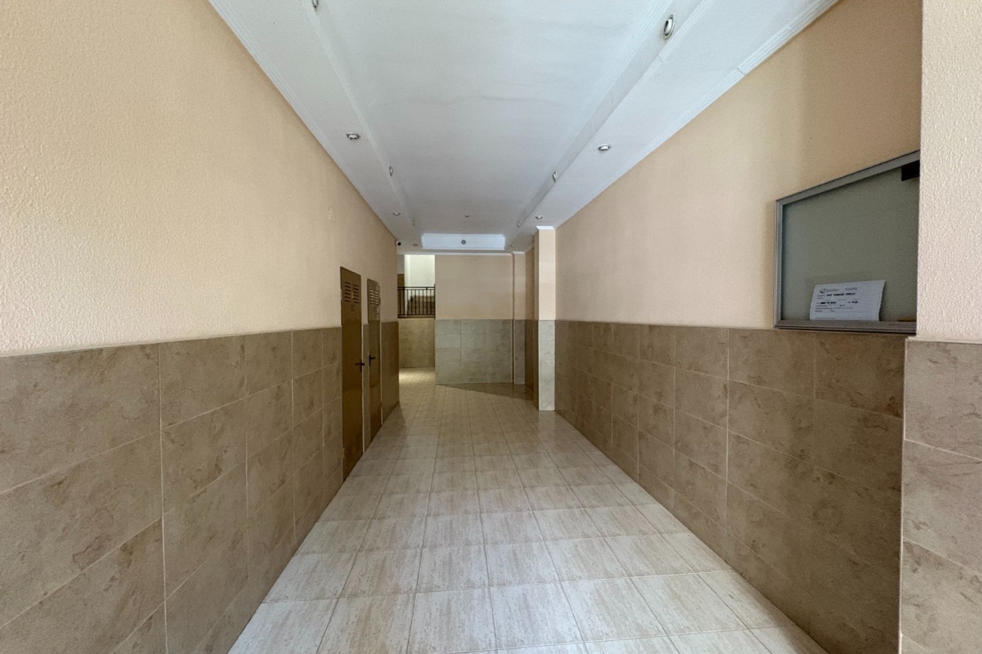 Resale - Wohnung / Appartement -
Torrevieja - Centro
