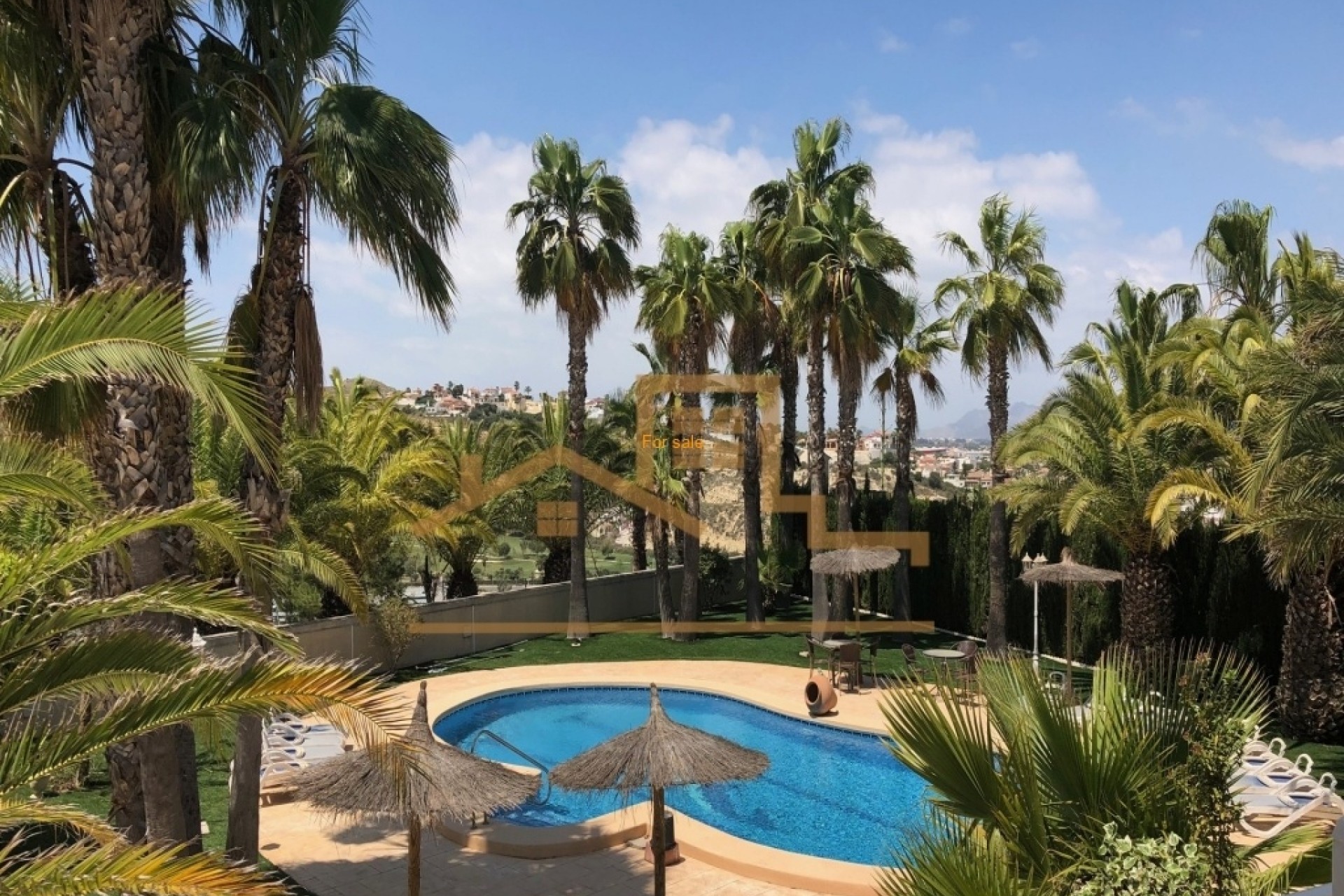 Resale - Wohnung / Appartement -
Torrevieja - Centro