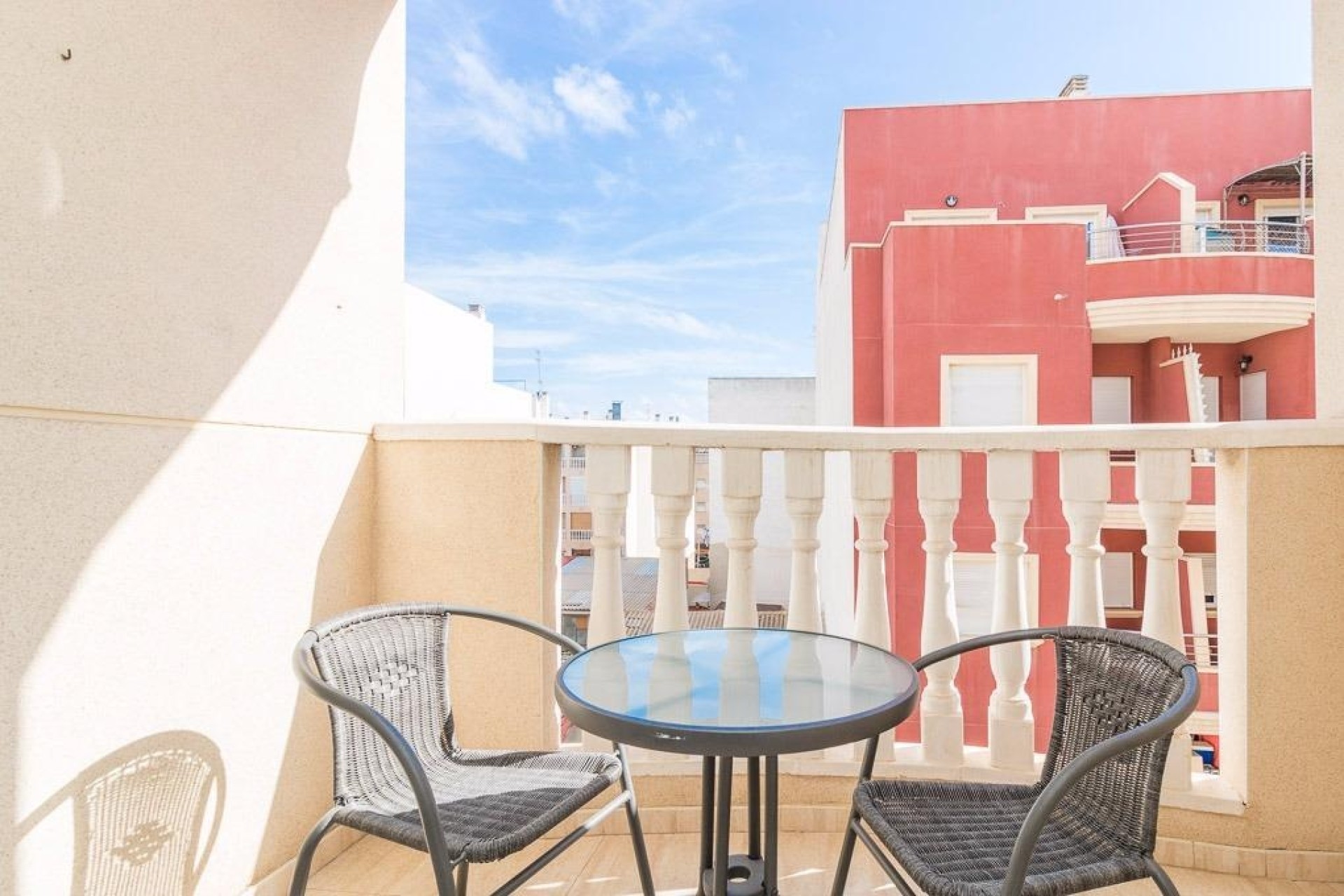 Resale - Wohnung / Appartement -
Torrevieja - Centro