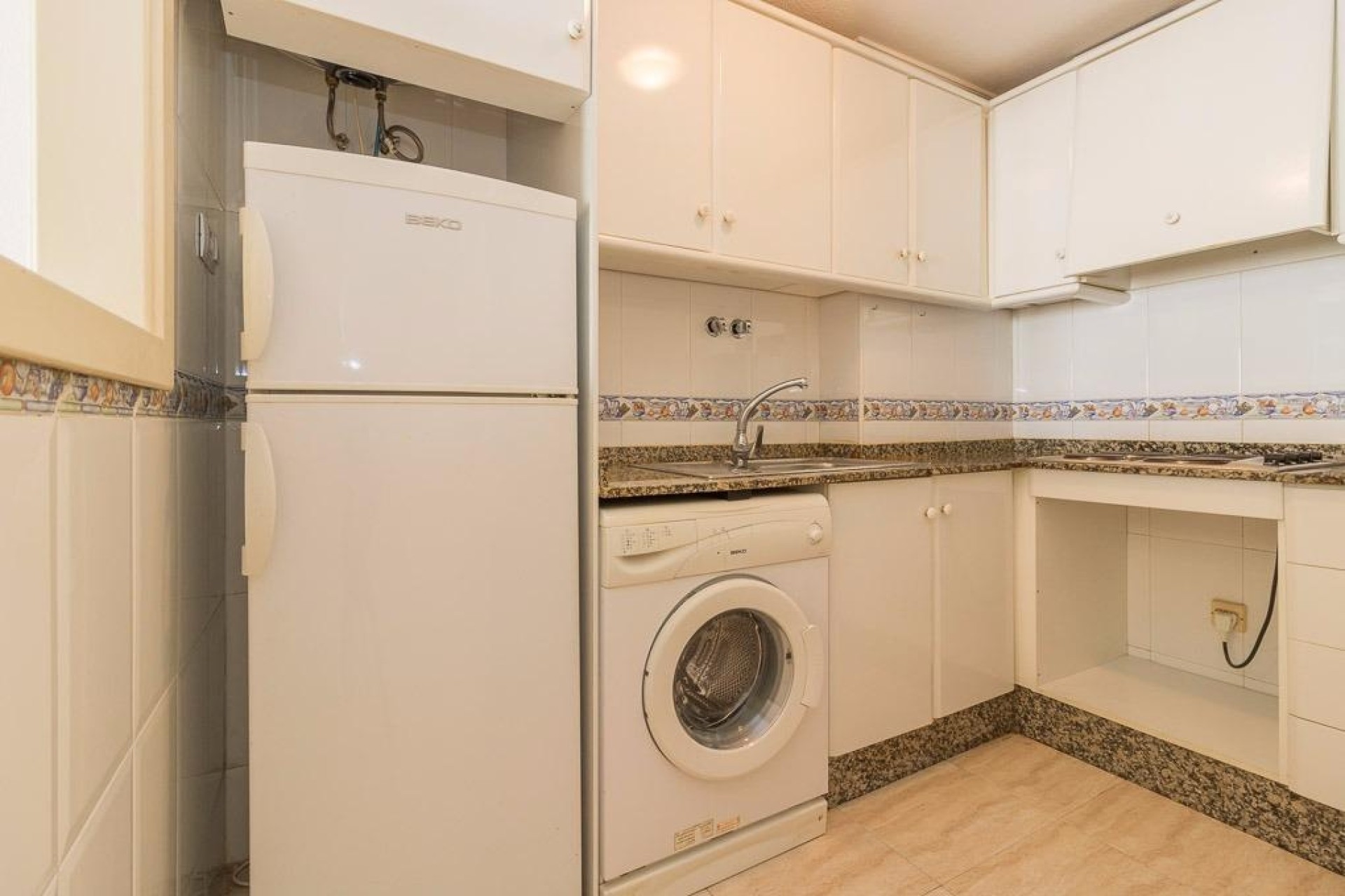 Resale - Wohnung / Appartement -
Torrevieja - Centro