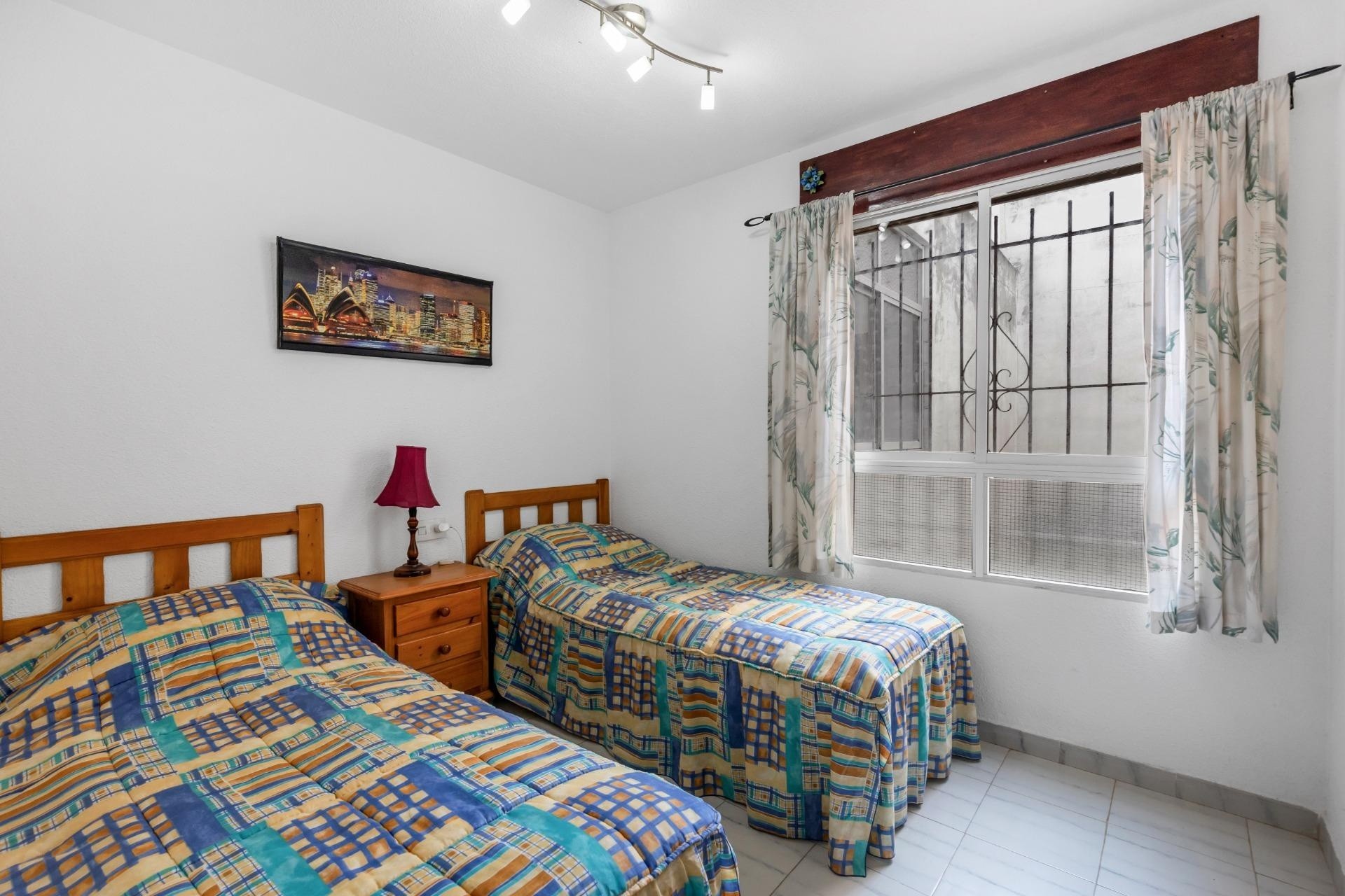 Resale - Wohnung / Appartement -
Torrevieja - Centro