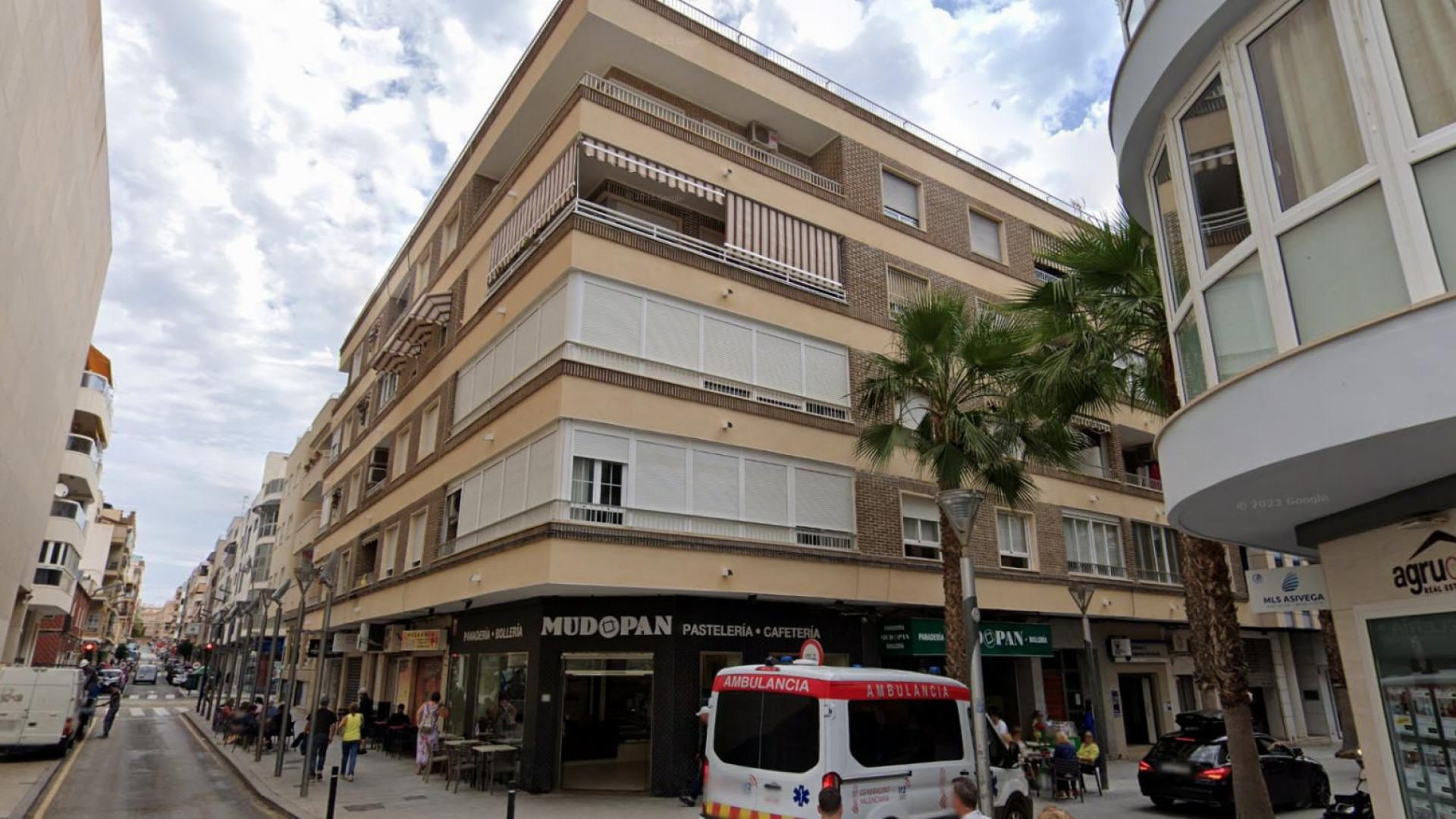 Resale - Wohnung Appartement -
Torrevieja - CLUB NAUTICO TORREVIEJA