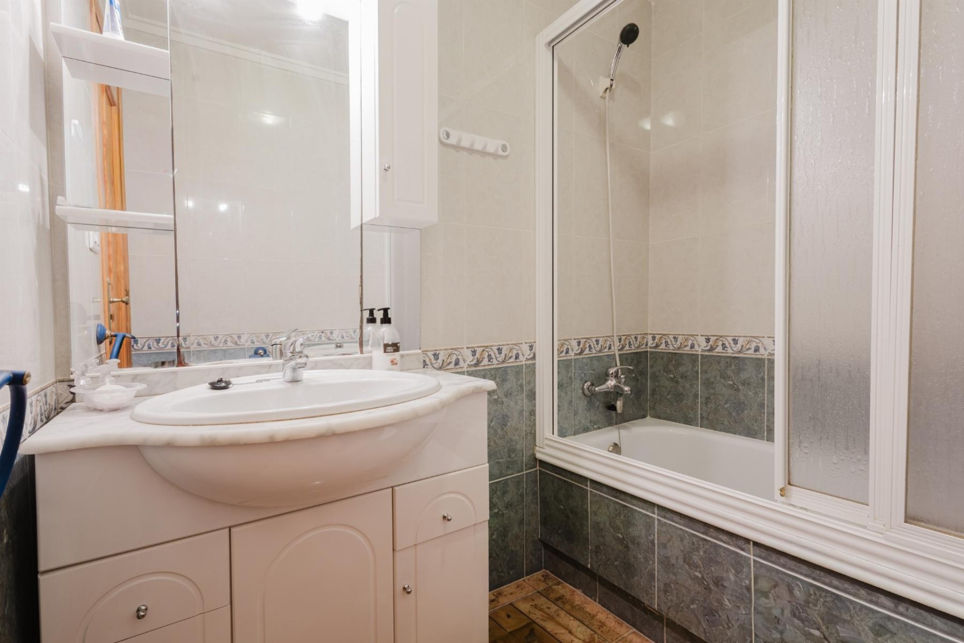 Resale - Wohnung / Appartement -
Torrevieja - Costa Blanca