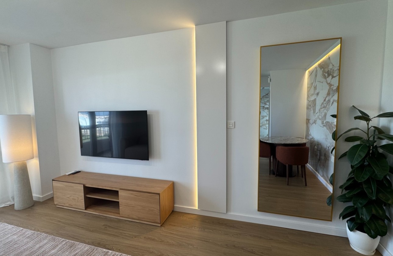 Resale - Wohnung / Appartement -
Torrevieja - Costa Blanca