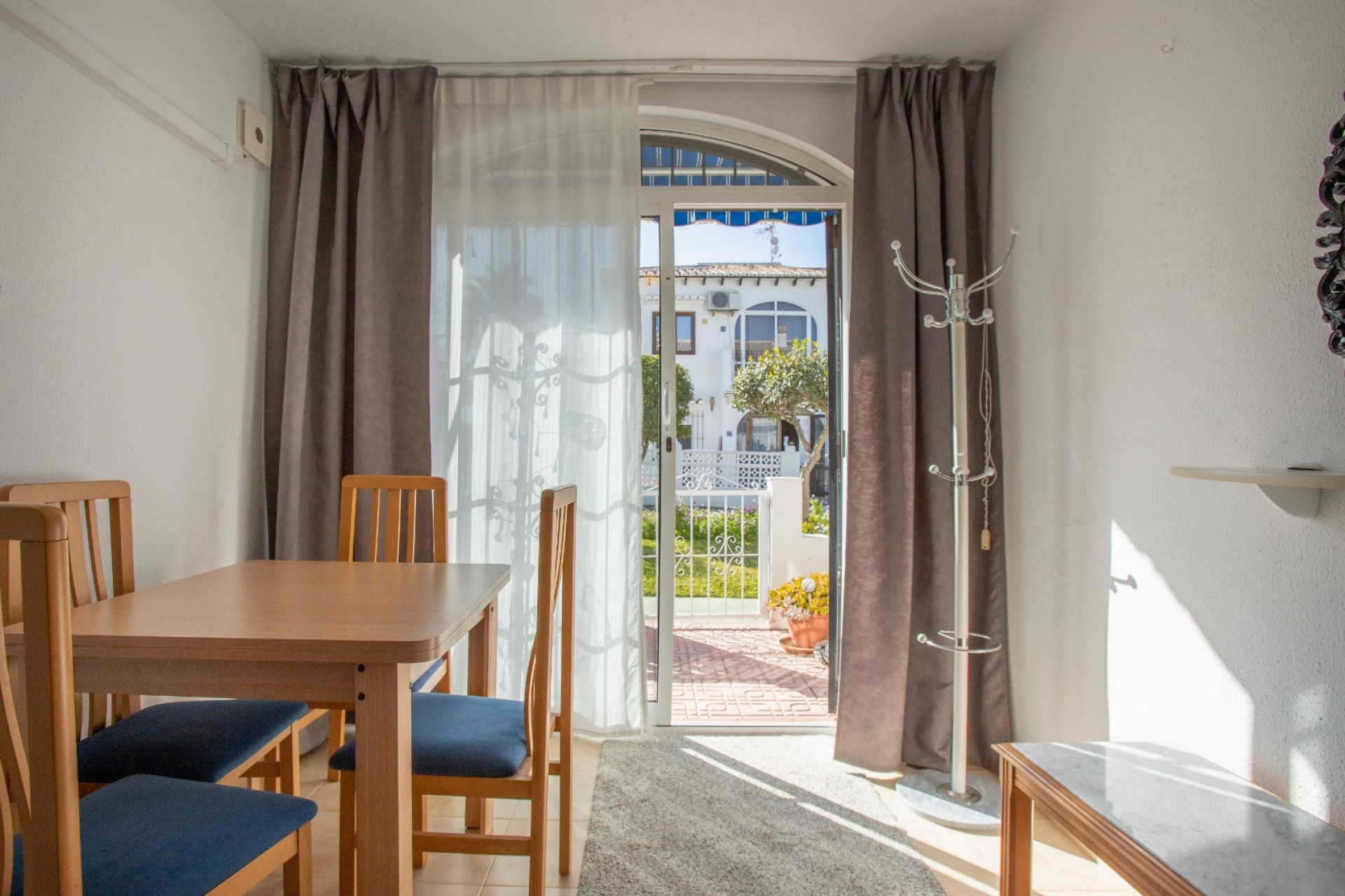 Resale - Wohnung / Appartement -
Torrevieja - Costa Blanca