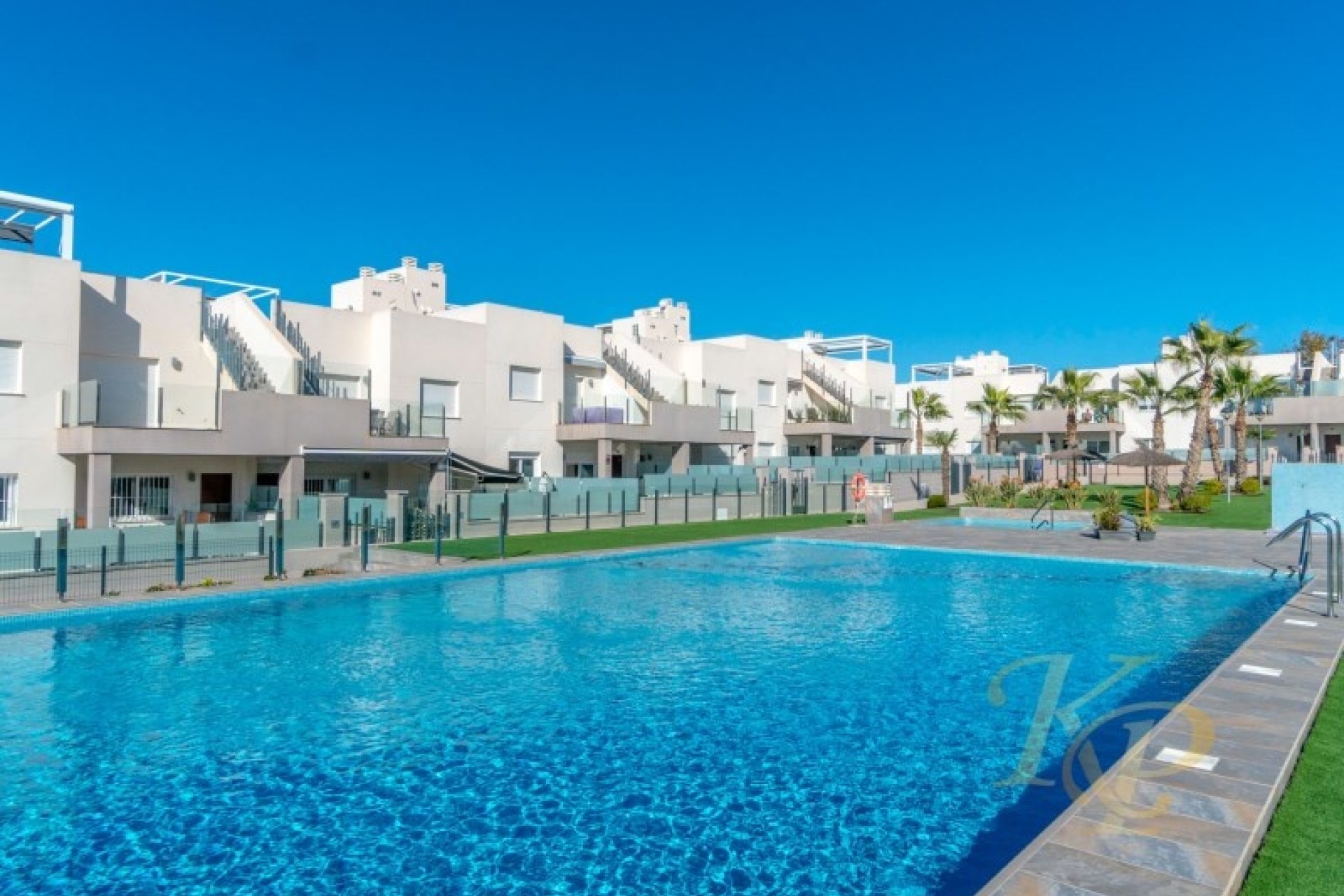 Resale - Wohnung / Appartement -
Torrevieja - Costa Blanca