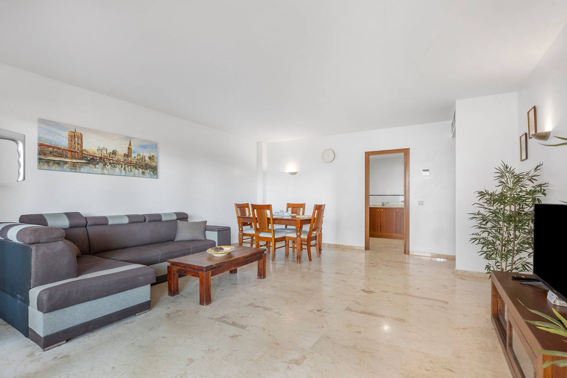 Resale - Wohnung / Appartement -
Torrevieja - Costa Blanca