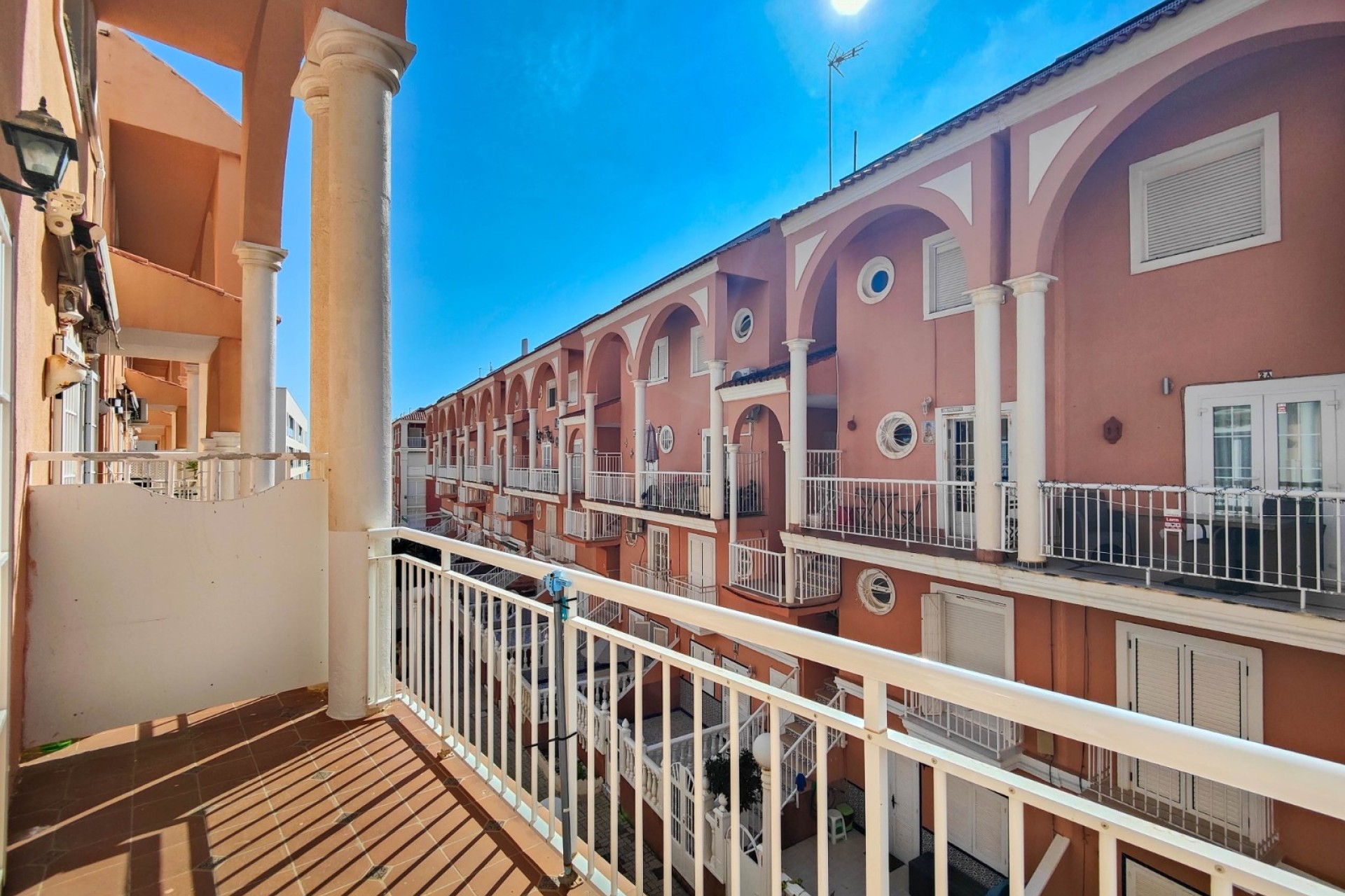 Resale - Wohnung / Appartement -
Torrevieja - Costa Blanca
