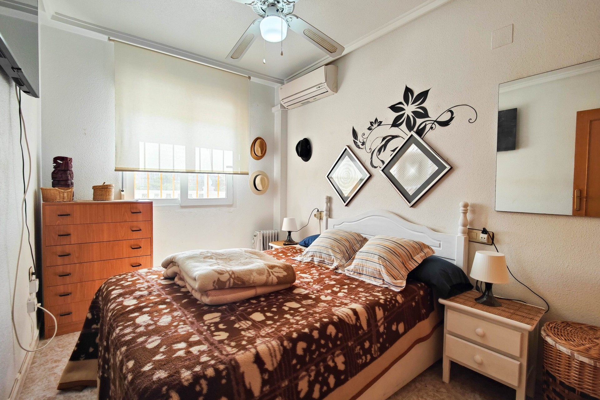 Resale - Wohnung / Appartement -
Torrevieja - Costa Blanca