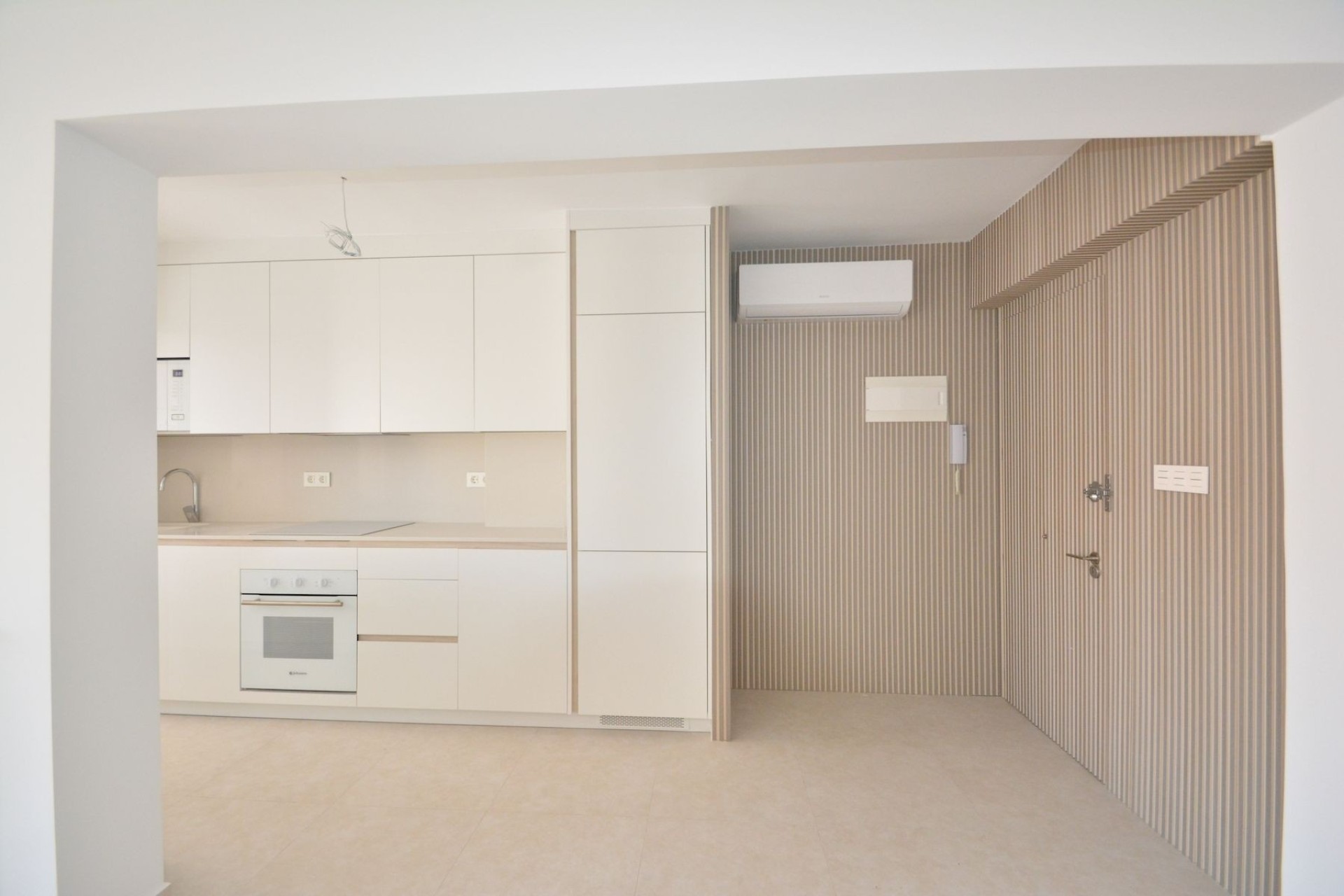 Resale - Wohnung / Appartement -
Torrevieja - Costa Blanca
