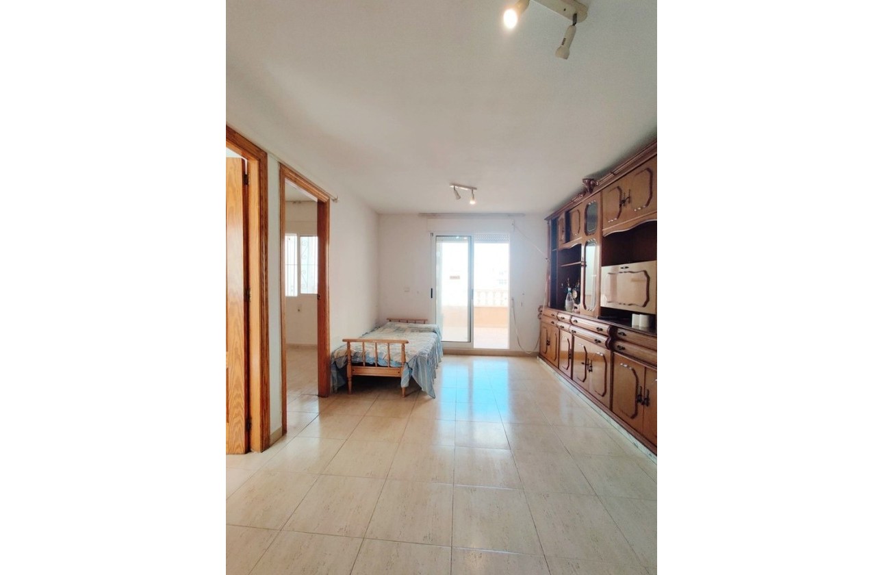 Resale - Wohnung / Appartement -
Torrevieja - Costa Blanca