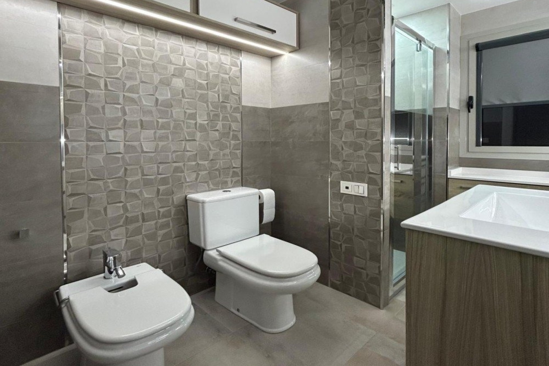 Resale - Wohnung / Appartement -
Torrevieja - Costa Blanca